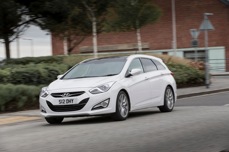  Hyundai i40 Tourer 2014 года  (UK) (фото 29 из 73)